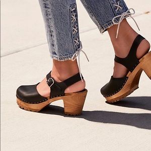 MIA Abby Clogs - black